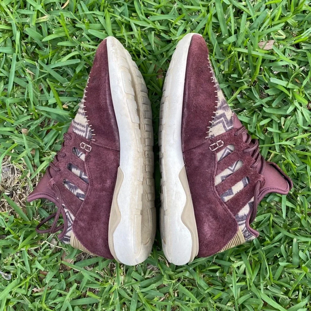 Adidas Tubular Runner Burgundy Southwestern Geometric Suede Mens 10.5 B24692
